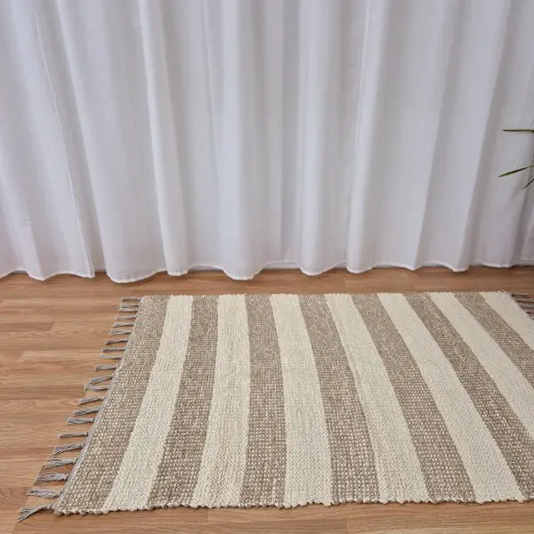 Large Cream and Light Brown Rug - 100x150cm - Traditional Rug
