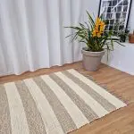 Large Cream and Light Brown Rug - 100x150cm - Traditional Rug