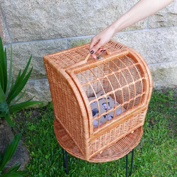 Wicker Pet Carrier With Cute Cushion
