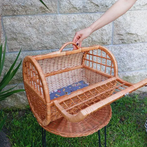 Round Pet Carrier With Cushion