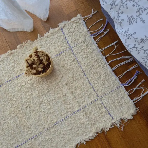 Small Cream Rug With Purple Line in Rectangle - 50x100cm - Soft Rug