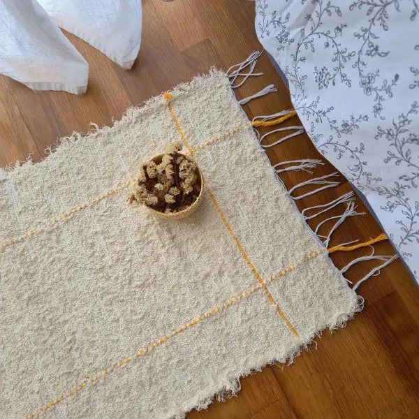 Small Cream Rug With Yellow Line in Rectangle - 50x100cm - Soft Rug