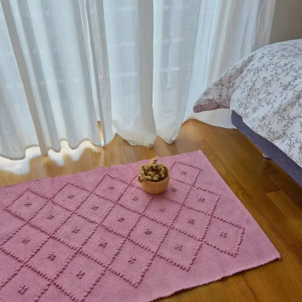 Small Pink Rug - 50x90cm - Knotted Rug