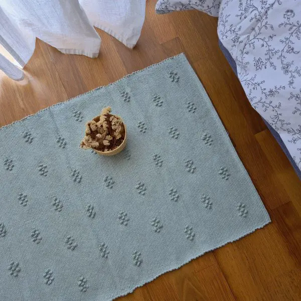 Small Green Rug With Flowers Knots - 50x90cm - Knotted Rug