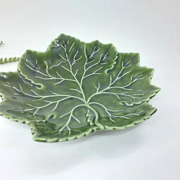 Large Portugal Leaf Plate