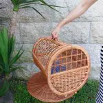 Round Pet Carrier With Cushion