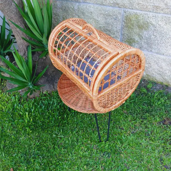 Round Pet Carrier With Cushion