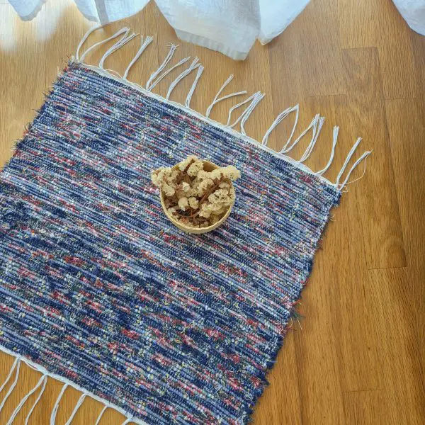 Mini Blue and Red Rug - 50x50cm - Soft Rug