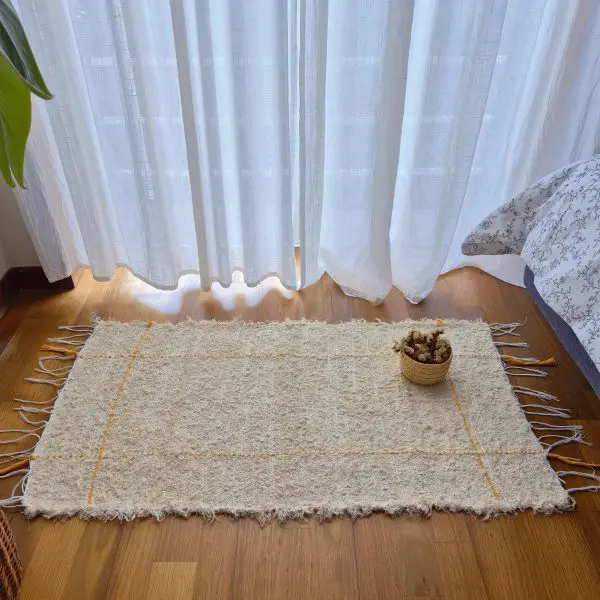 Small Cream Rug With Yellow Line in Rectangle - 50x100cm - Soft Rug