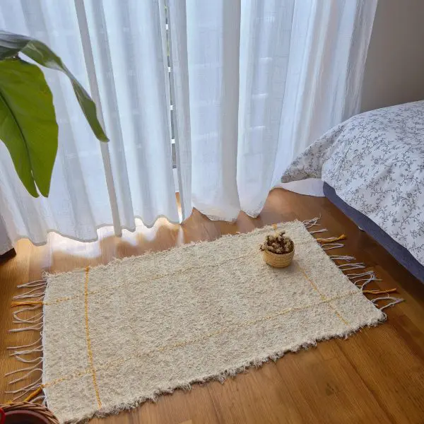 Small Cream Rug With Yellow Line in Rectangle - 50x100cm - Soft Rug