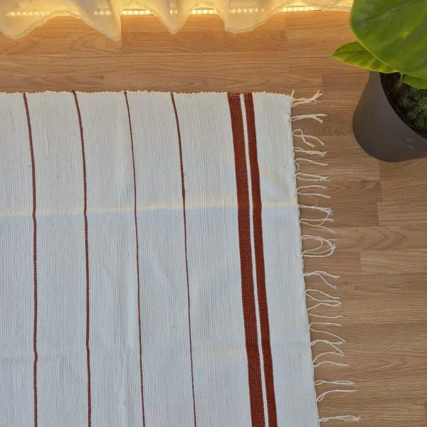 Large White and Terracotta Rug - 150x200cm - Traditional Rug