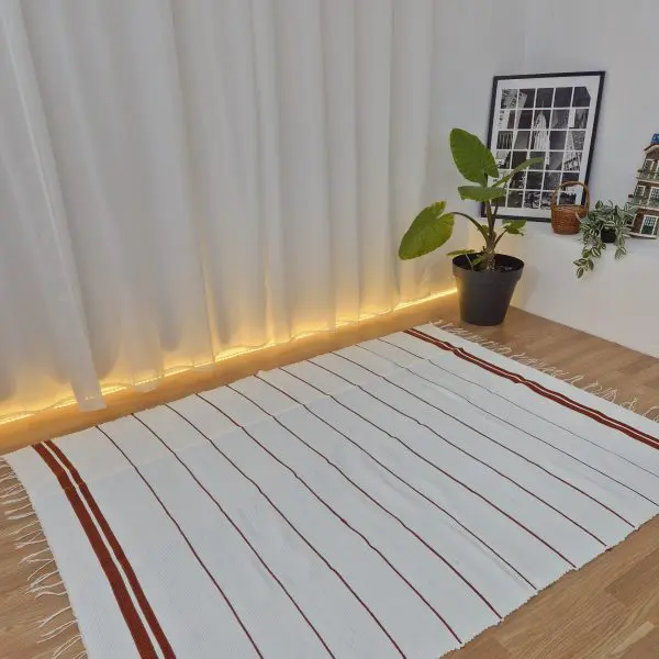Large White and Terracotta Rug - 150x200cm - Traditional Rug