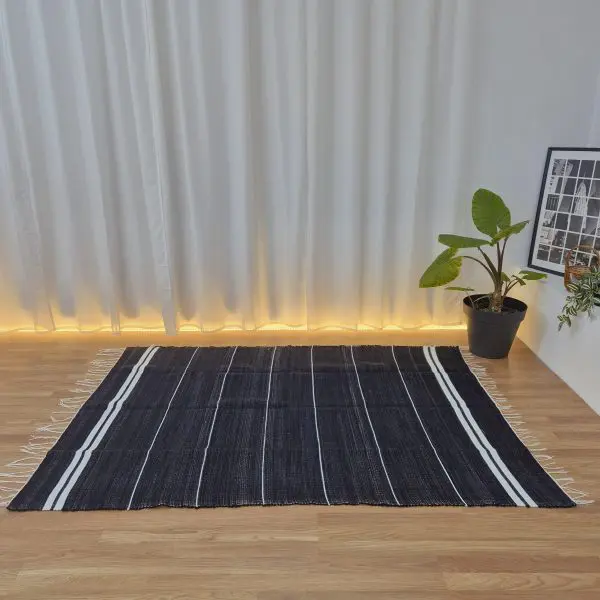 Large Black and White Striped Rug - 150x200cm - Traditional Rug