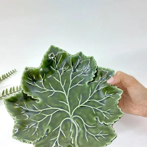 Large Portugal Leaf Plate