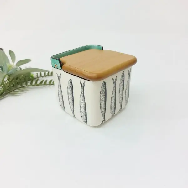 salt cellar pottery