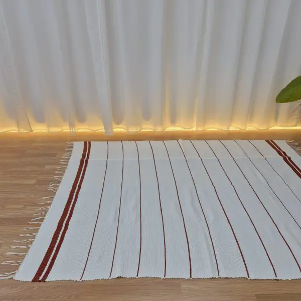 Large White and Terracotta Rug - 150x200cm - Traditional Rug