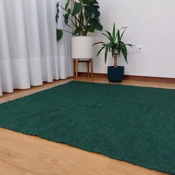 Large Dark Green Rug - 140x200cm - Ring Line Rug