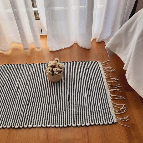 Small Black and White Striped Rug - 50x100cm - Traditional Rug