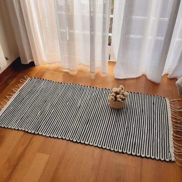 Small Black and White Striped Rug - 50x100cm - Traditional Rug