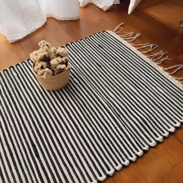 Small Black and White Striped Rug - 50x100cm - Traditional Rug