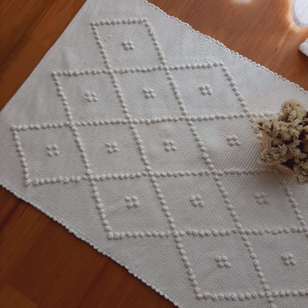 Small Pearl White Rug - 50x100cm - Knotted Rug
