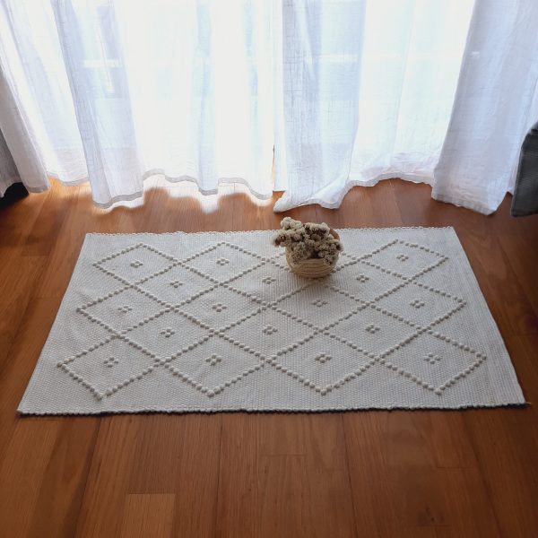 Small Pearl White Rug - 50x100cm - Knotted Rug