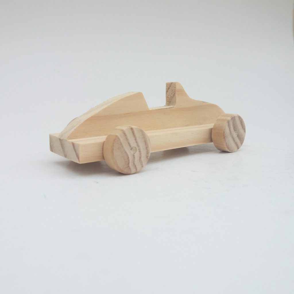 Wooden Miniature Car to Paint PadaWorks