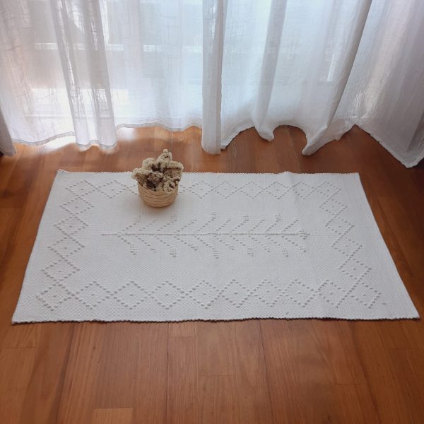 Small White Rug - 50x100cm - Knotted Rug