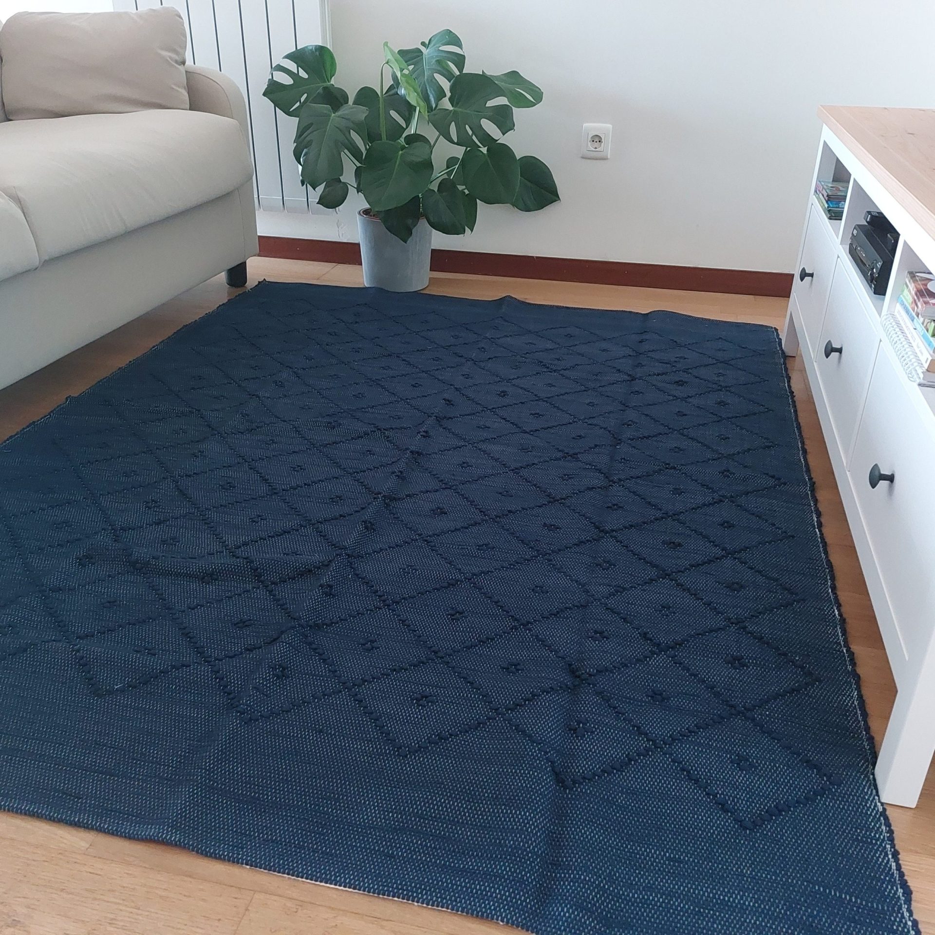 Large Navy Blue Rug - 150x200cm - Knotted Rug - PadaWorks