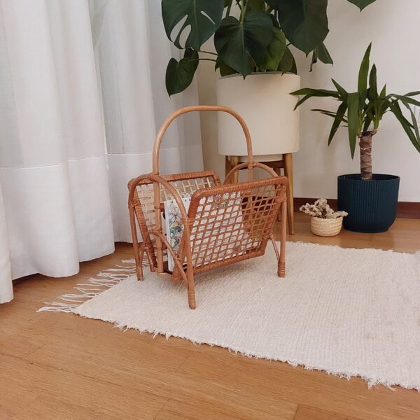 wicker magazine holder checkered pattern