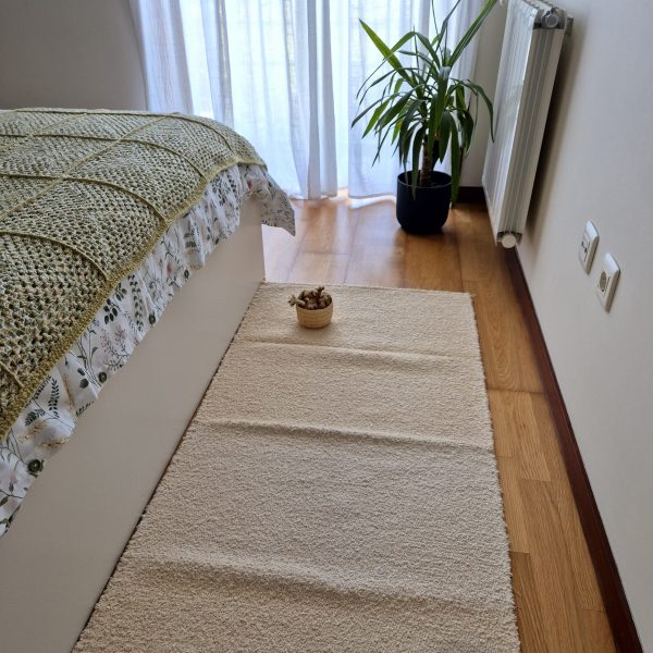 Medium Cream Rug - 70x140cm - Ring Line Rug