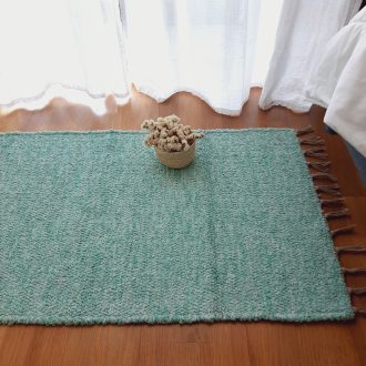 medium water green rug