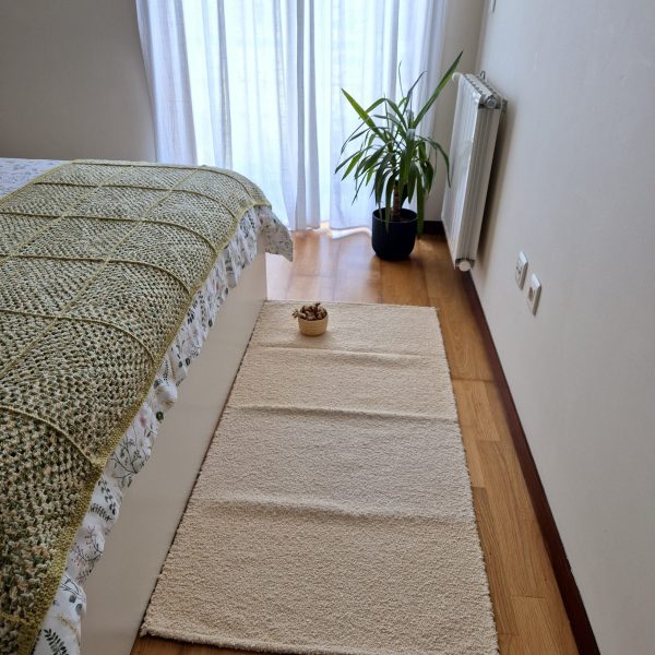 tapete português cru médio