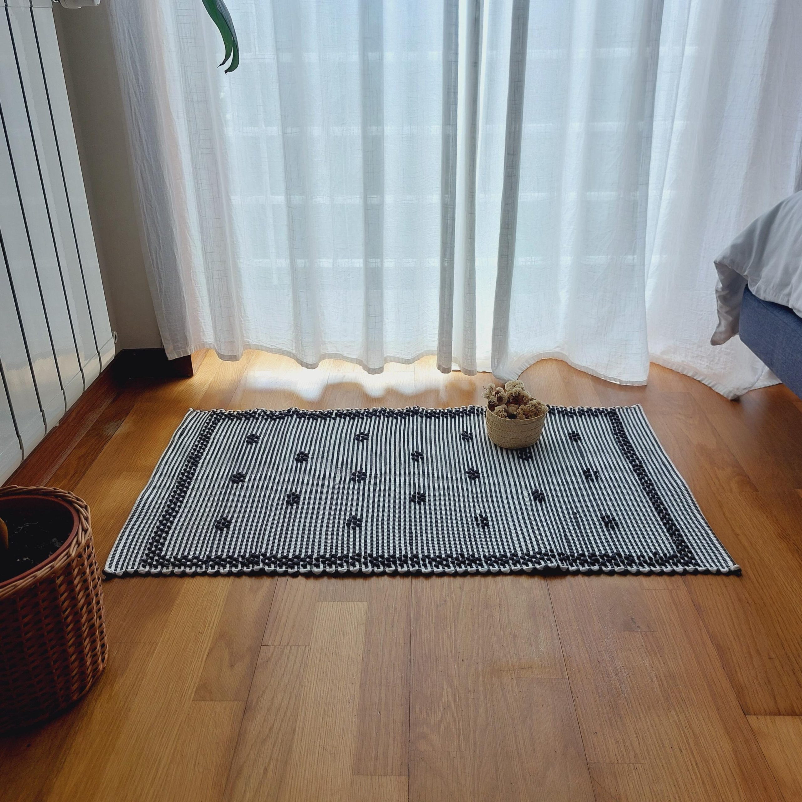 Small Black and White Striped Rug - 50x100cm - Knotted Rug - PadaWorks