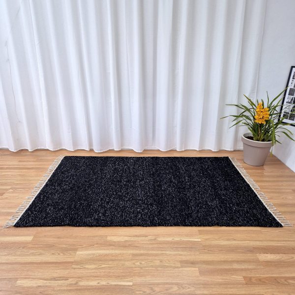 large black and silver rug 1.5x2m
