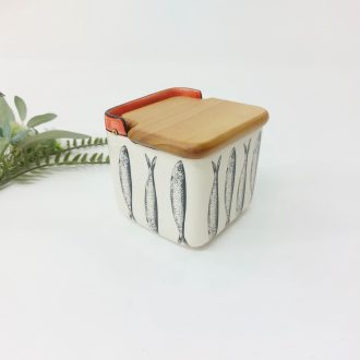 salt shaker with sardines