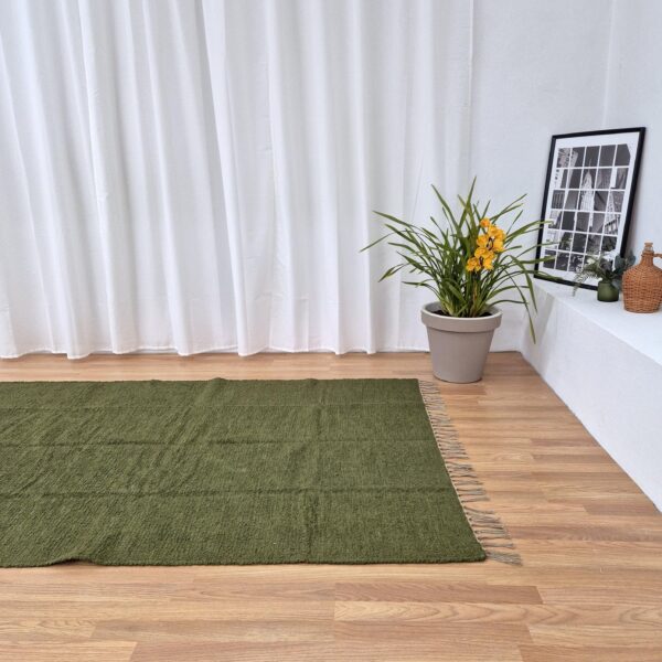 olive green rug 170x240cm