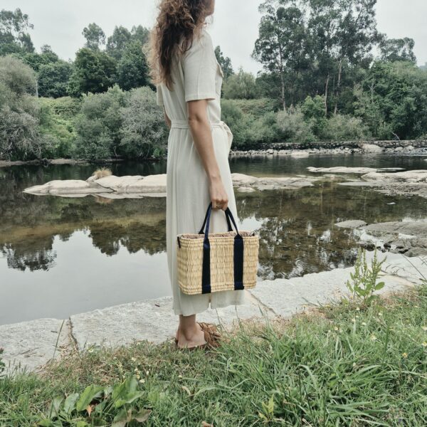 straw handbag black
